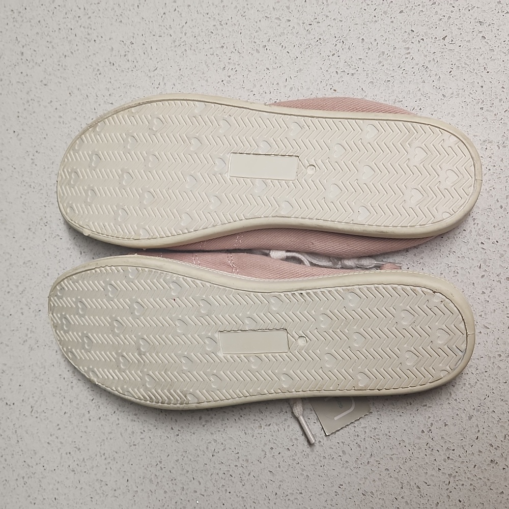Maurices NWT Mariah Light Pink Flat Sneakers Size 8 - Picture 6 of 6
